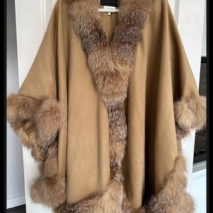 Donna Divina Cashmere and Fur Poncho